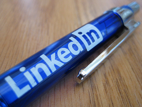 Read more about the article Using LinkedIn to promote your brand effectively